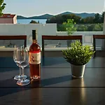 别墅 Luxury Sea View Biograd 比奥格勒·纳·莫鲁