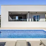 Luxury Sea View Biograd 别墅 *