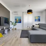 Luxury Sea View Biograd 比奥格勒·纳·莫鲁