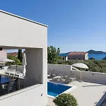 Luxury Sea View Biograd 别墅 比奥格勒·纳·莫鲁