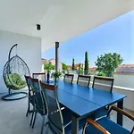 别墅 Luxury Sea View Biograd 比奥格勒·纳·莫鲁