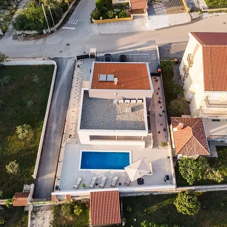 Vila Luxury Sea View Biograd