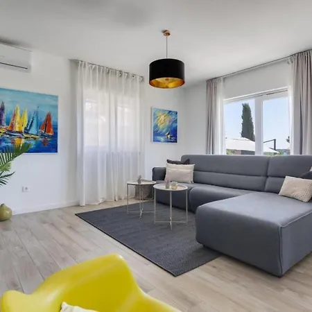 Vila Luxury Sea View Biograd *