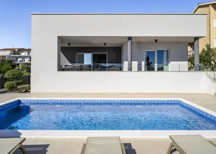 Luxury Sea View Biograd Villa *