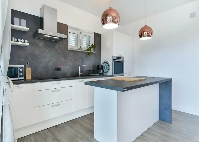 וילה Luxury Sea View Biograd ביוגראד נה מורו